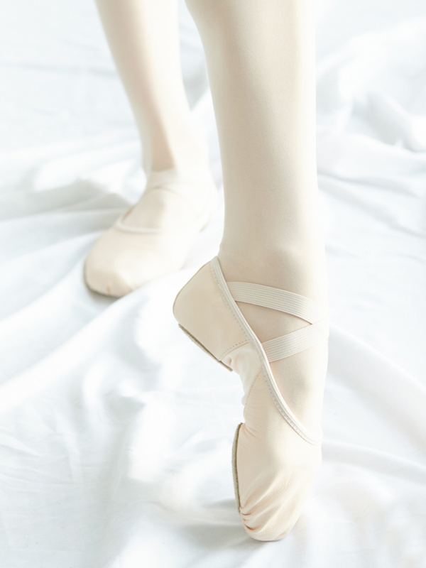 Capezio_2038W Hanami Leather Ballet Shoes